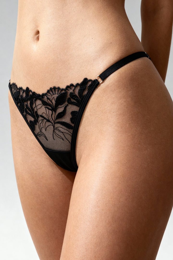 String Lucinda Noir